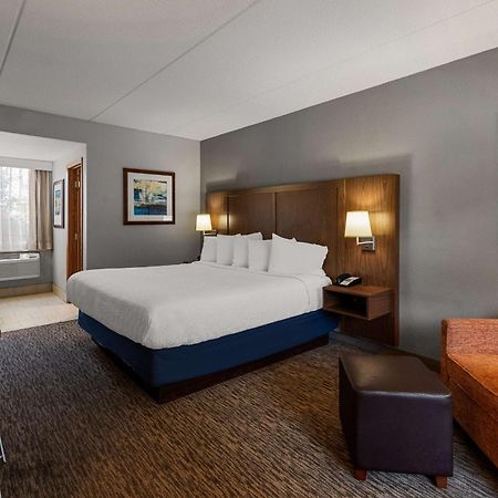 Best Western Bridgeview Hotel Superior Exterior photo