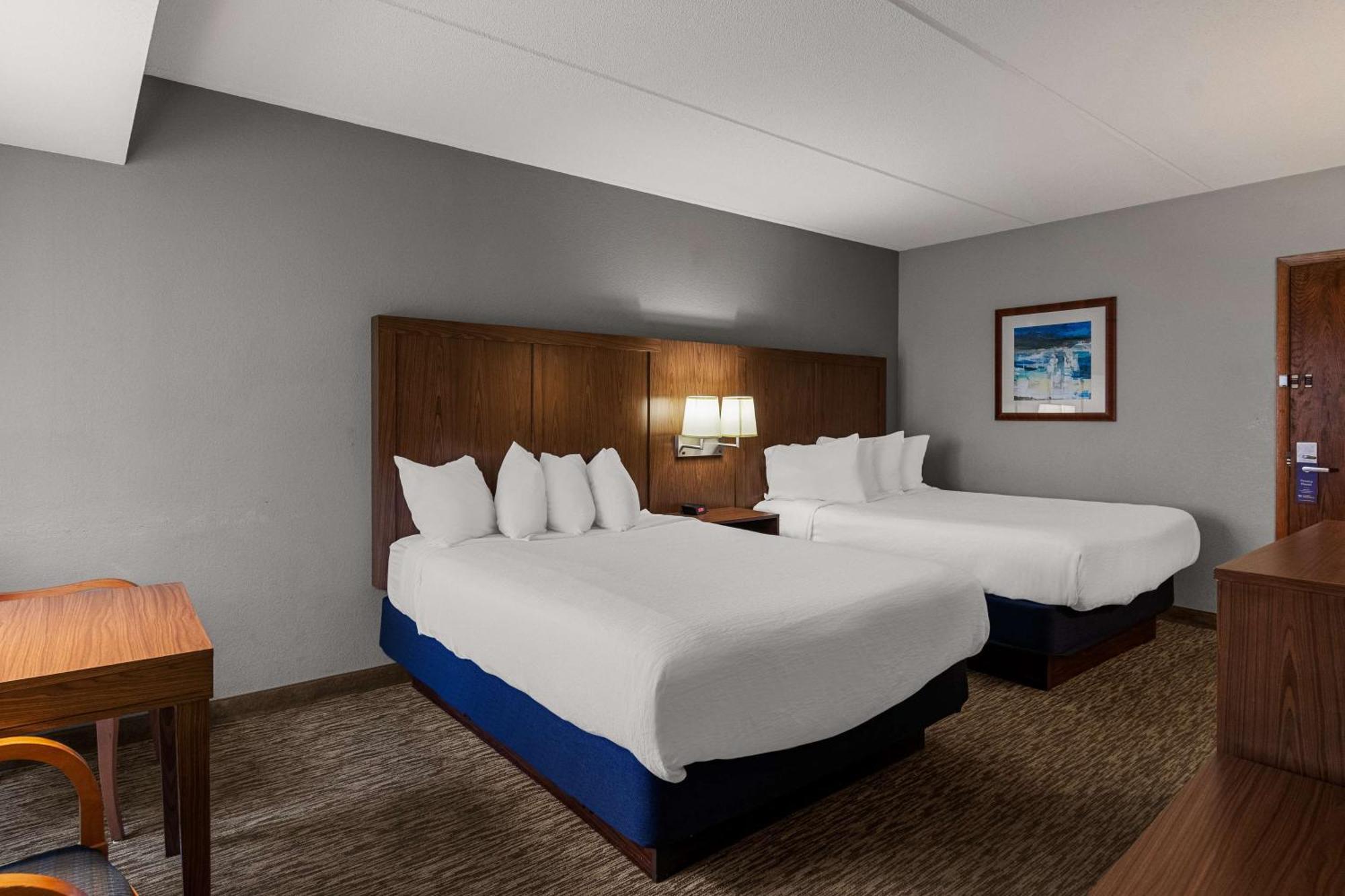 Best Western Bridgeview Hotel Superior Exterior photo