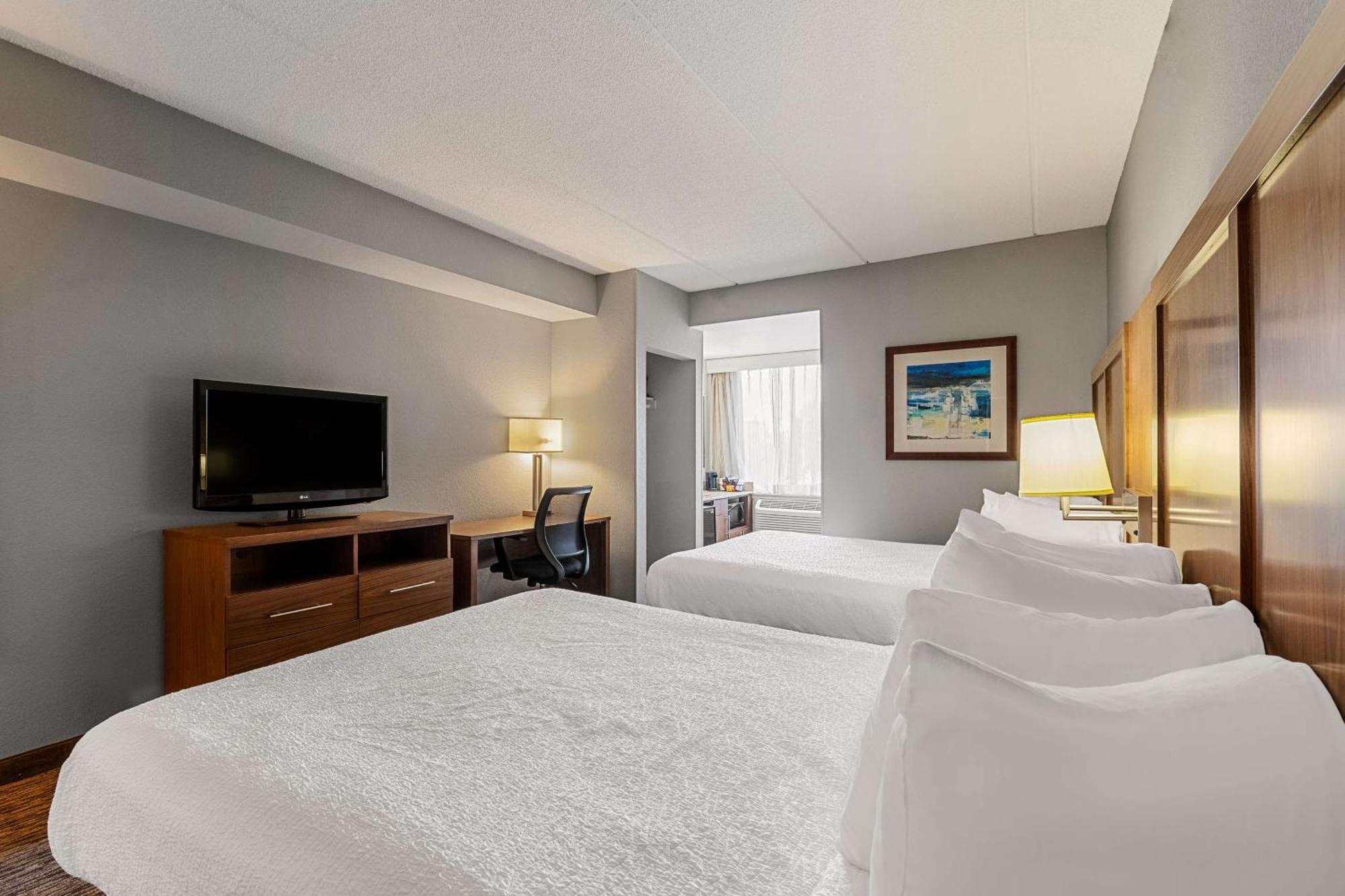 Best Western Bridgeview Hotel Superior Exterior photo
