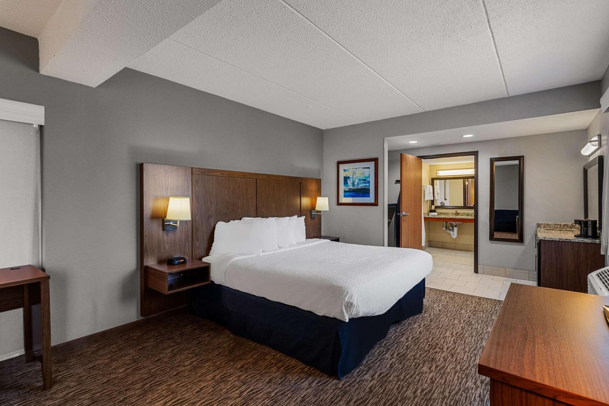 Best Western Bridgeview Hotel Superior Exterior photo