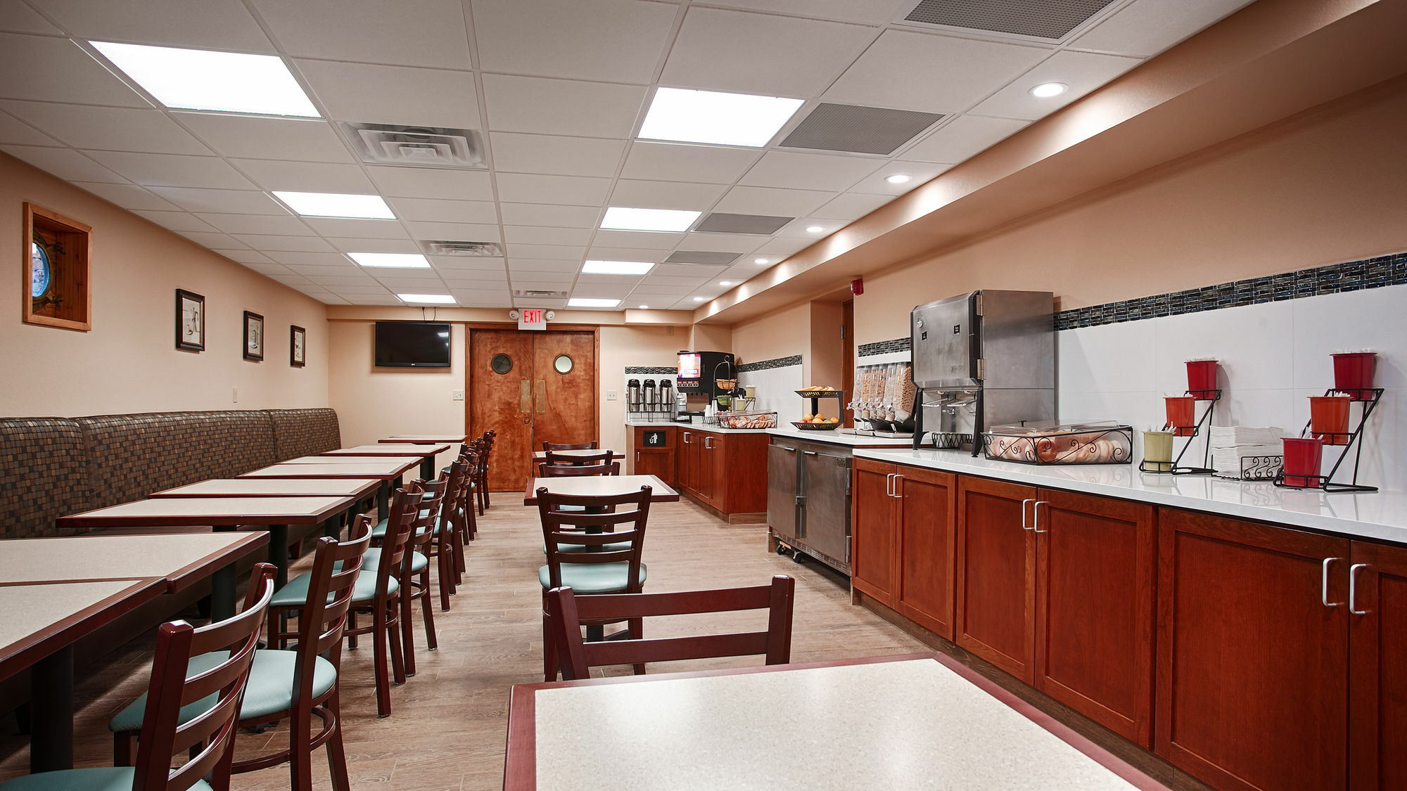Best Western Bridgeview Hotel Superior Exterior photo